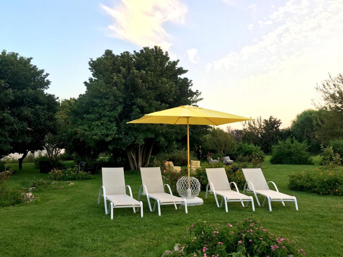 Tenuta Donnanna Agriturismo&Glamping Галатоне Экстерьер фото