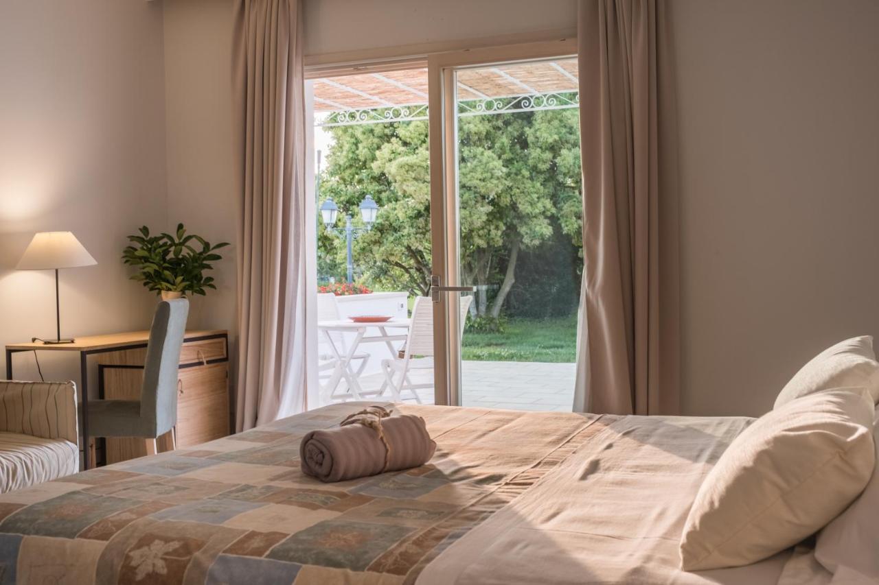 Tenuta Donnanna Agriturismo&Glamping Галатоне Экстерьер фото