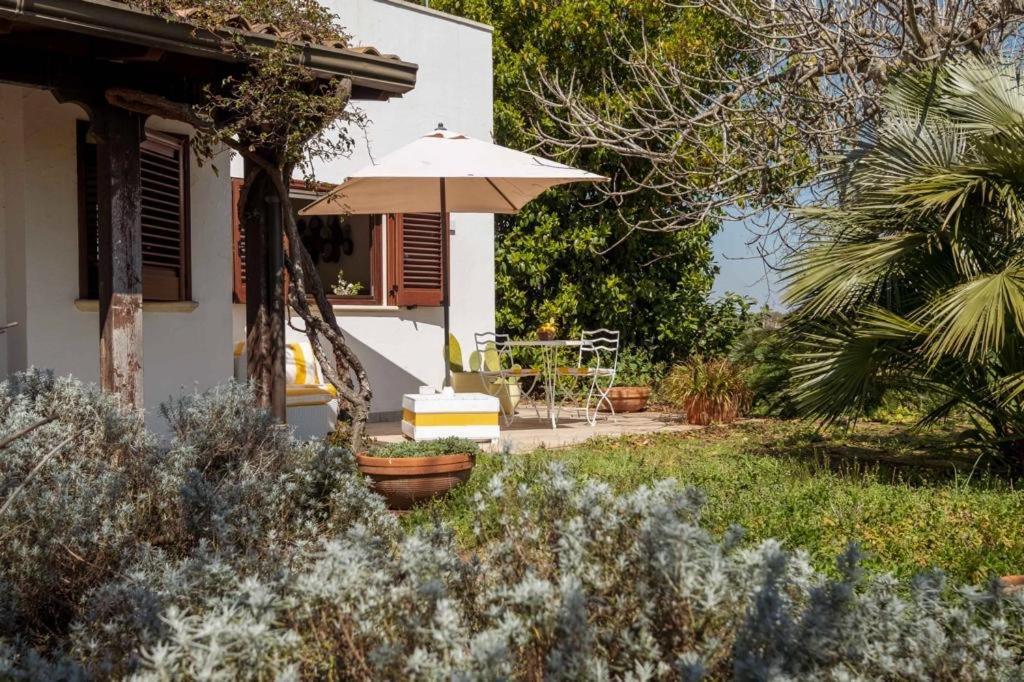 Tenuta Donnanna Agriturismo&Glamping Галатоне Экстерьер фото