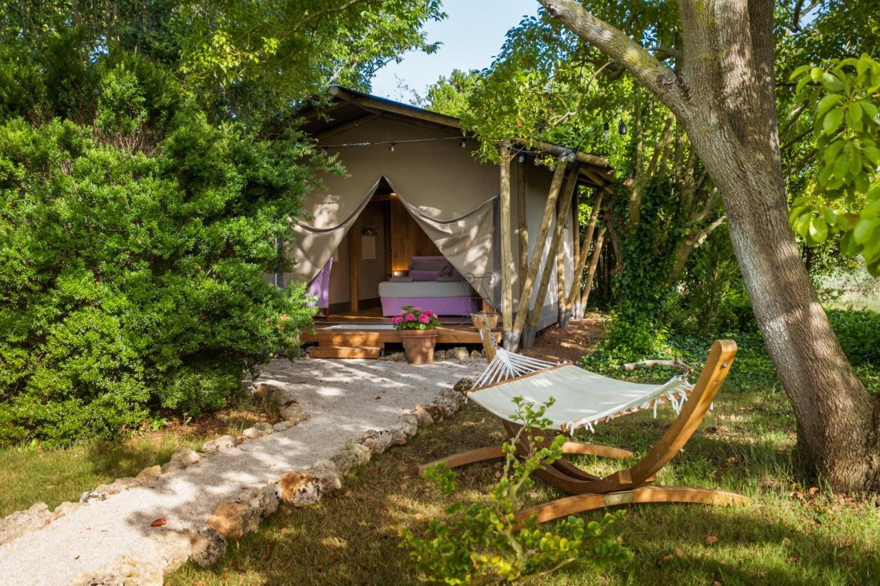 Tenuta Donnanna Agriturismo&Glamping Галатоне Экстерьер фото